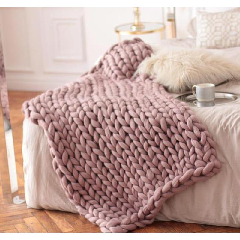 Chunky Knit Cozy Blanket – Premium Thick Weave Throw